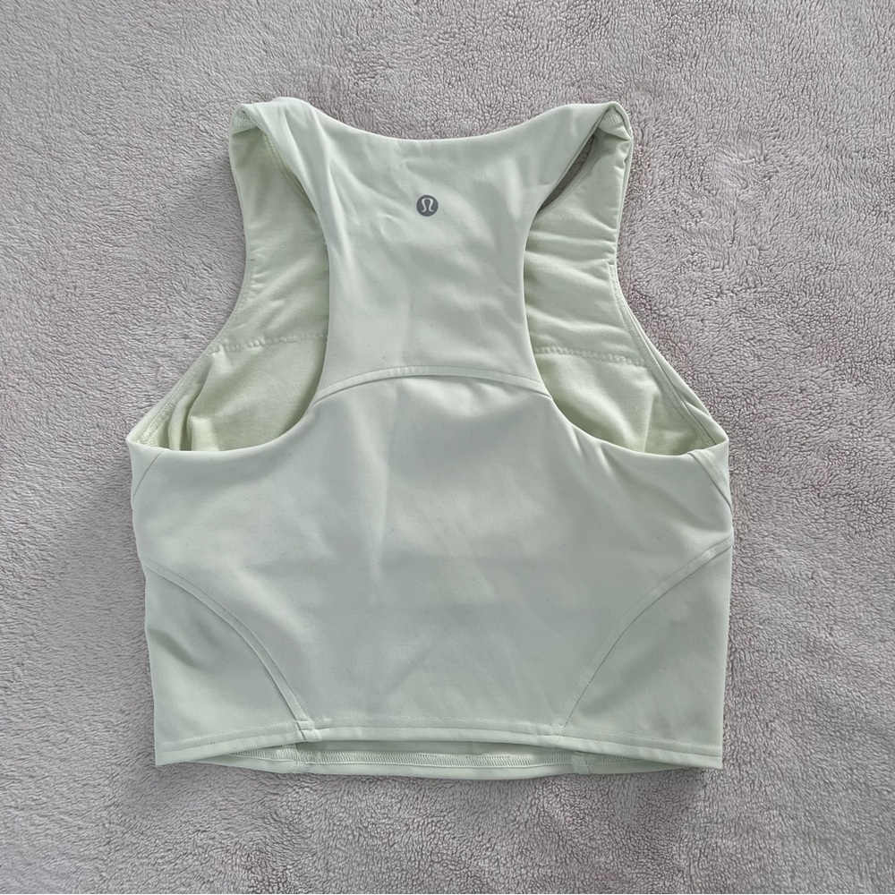 Lululemon tank size 6
